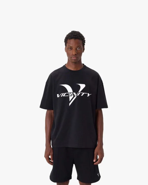ACTIVEWEAR LOGO TEE BLACK - T-Shirts - streetwear Avenue Wear