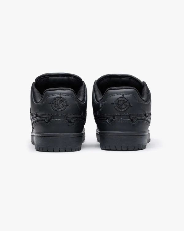 AKIMBO LOWS "TRIPLE BLACK" - Sneakers & Slides - streetwear Avenue Wear
