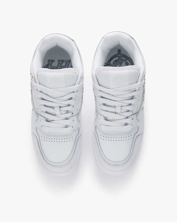 AKIMBO LOWS "TRIPLE WHITE" - Sneakers & Slides - streetwear Avenue Wear