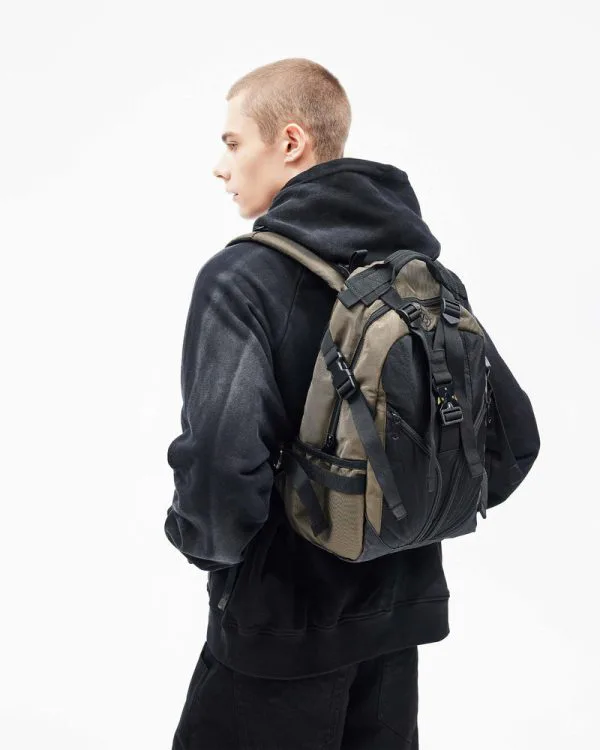 BUCKLE BACKPACK - MILITARY GREEN - Accessoires - streetwear Avenue Wear
