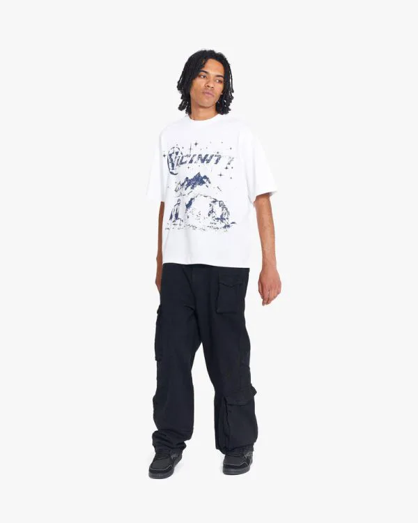 CAMPFIRE TEE WHITE - T-Shirts - streetwear Avenue Wear