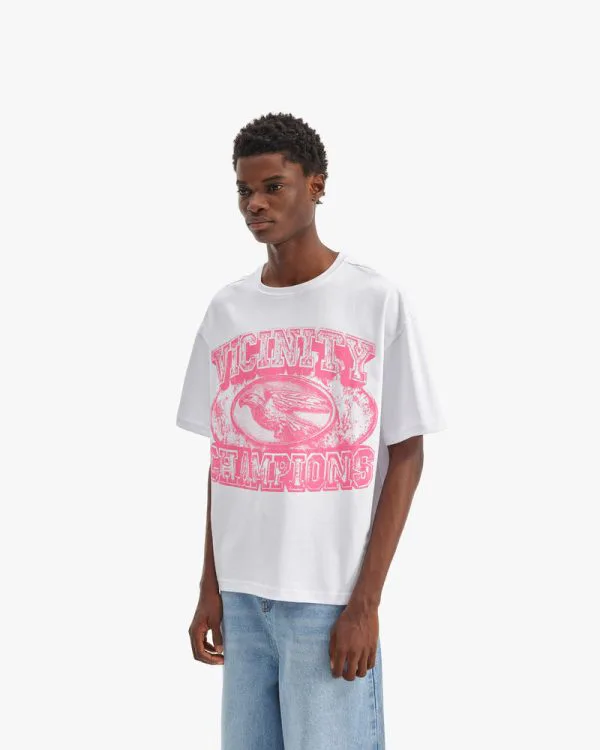 CHAMP EMBLEM TEE PINK/WHITE - Sweats & Hoodies - streetwear Avenue Wear