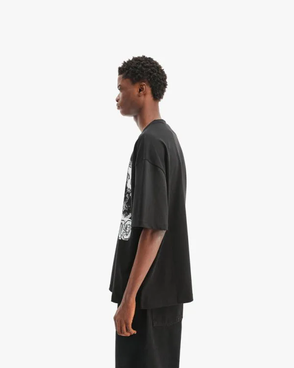 CHAMP EMBLEM TEE WHITE/BLACK - Sweats & Hoodies - streetwear Avenue Wear