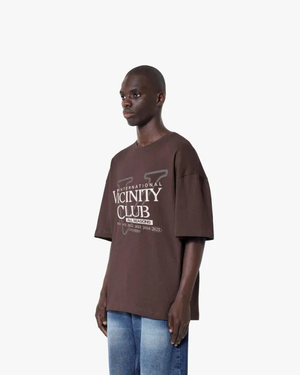 CLUB TEE BROWN - T-Shirts - streetwear Avenue Wear