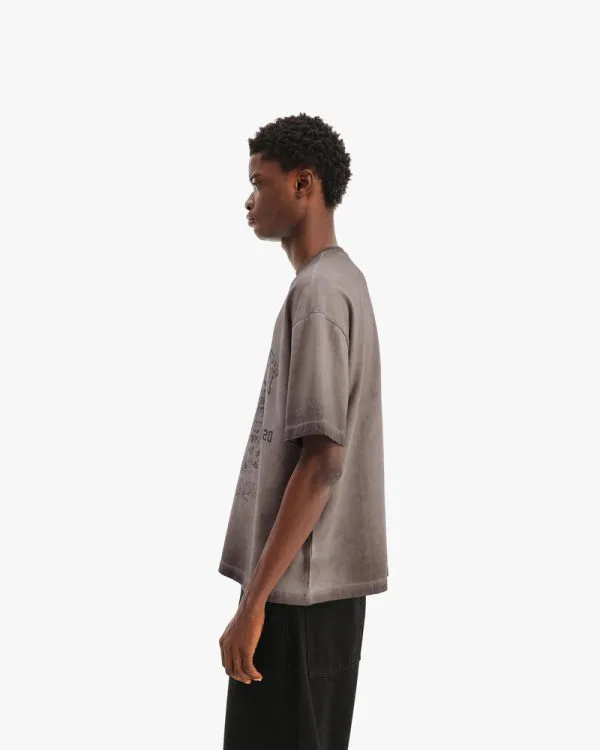 EMBLEM TEE BROWN - Sweats & Hoodies - streetwear Avenue Wear