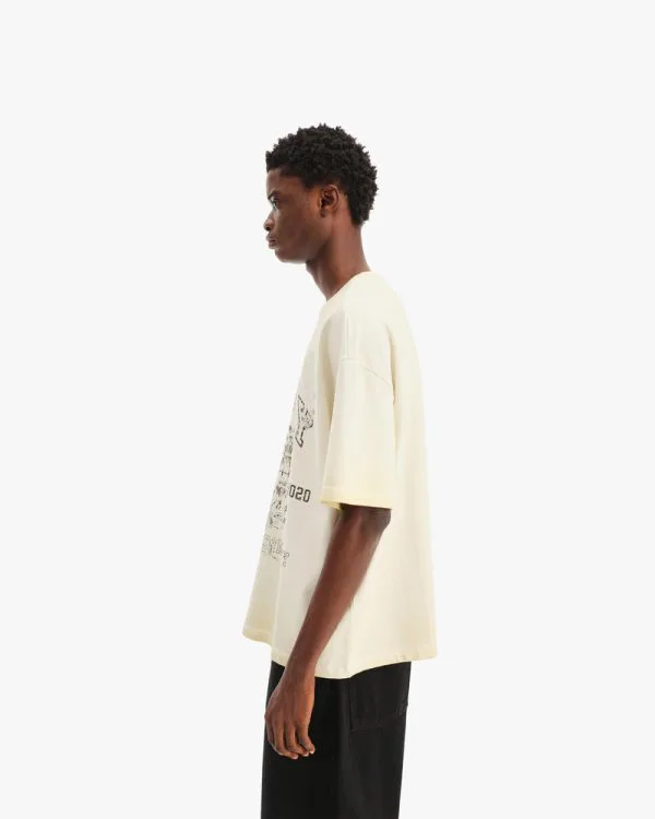 EMBLEM TEE CREAM - Sweats & Hoodies - streetwear Avenue Wear