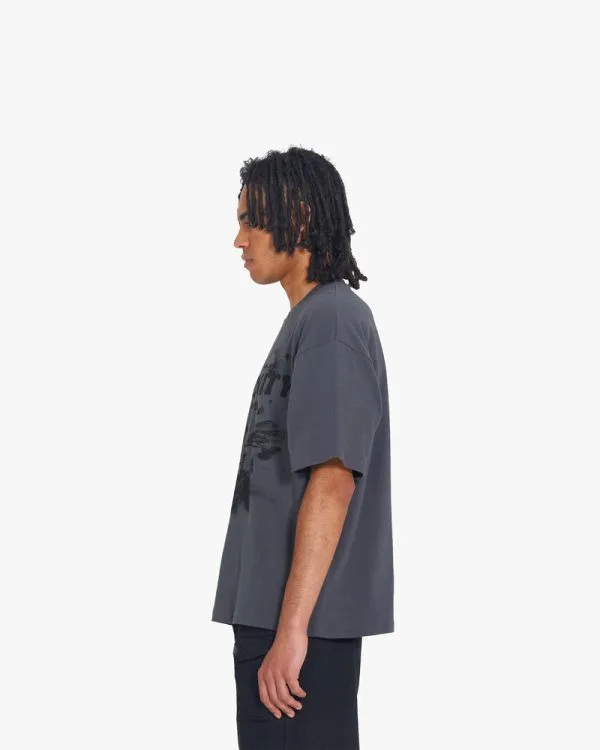 HIDDEN HILLS TEE DARK GREY - T-Shirts - streetwear Avenue Wear