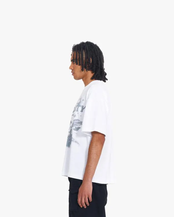 HIDDEN HILLS TEE WHITE - T-Shirts - streetwear Avenue Wear