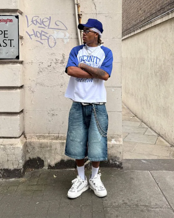 INSTITUTE TEE WHITE/BLUE - Sweats & Hoodies - streetwear Avenue Wear