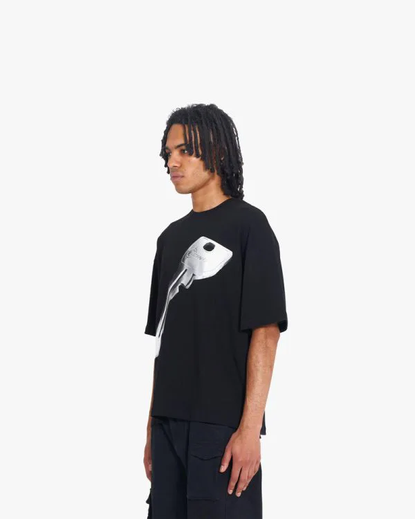 KEY TEE BLACK - T-Shirts - streetwear Avenue Wear