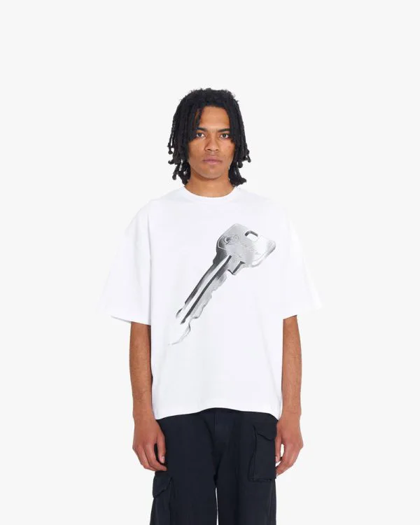 KEY TEE WHITE - T-Shirts - streetwear Avenue Wear