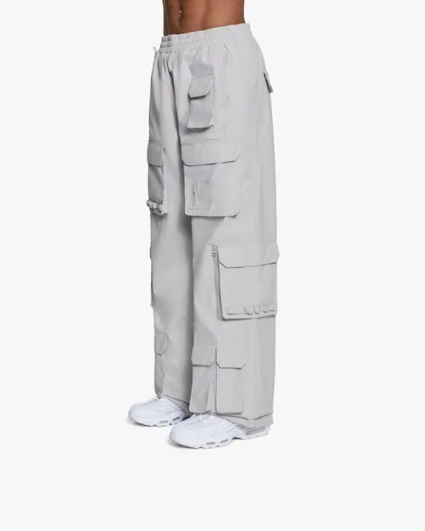 ONYX CARGO LIGHT GREY - Pantalons & Jorts - streetwear Avenue Wear