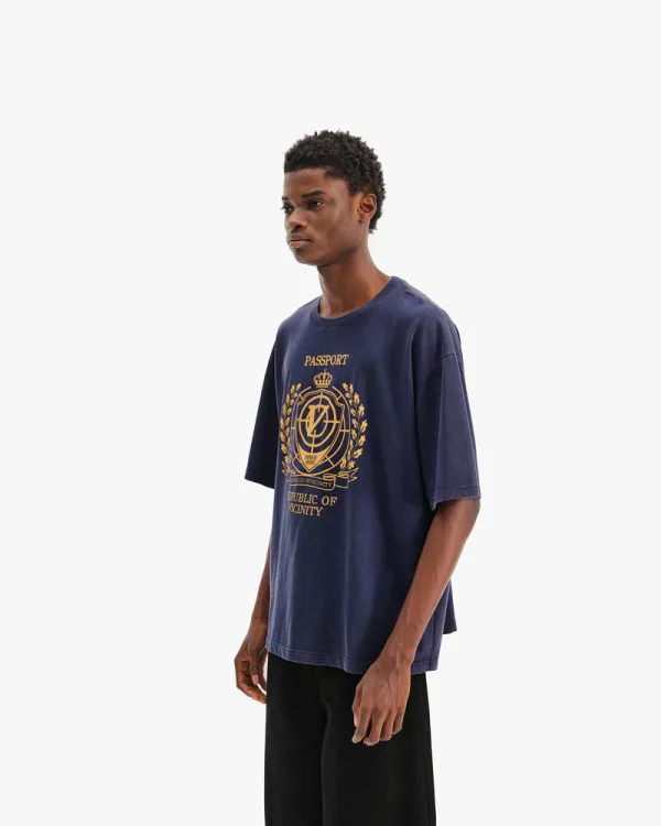 PASSPORT TEE WASHED BLUE - Sweats & Hoodies - streetwear Avenue Wear