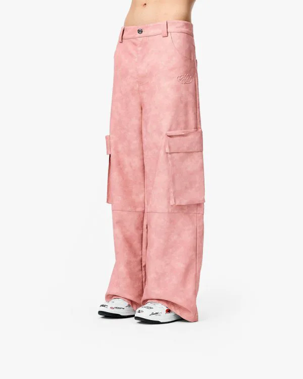 SCRIPT LOGO LEATHER PANTS VINTAGE PINK - Pantalons & Jorts - streetwear Avenue Wear