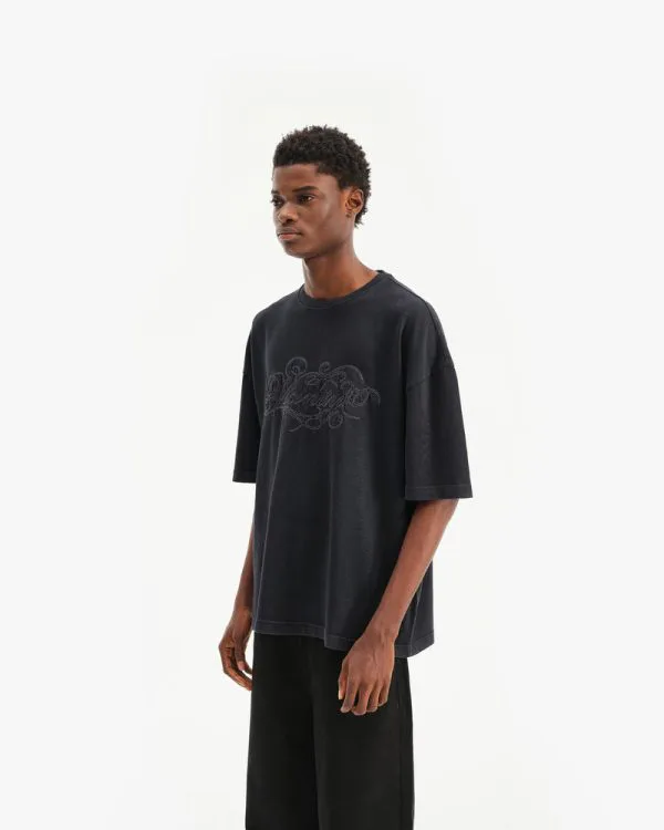 SIGNATURE TEE VINTAGE BLACK - Sweats & Hoodies - streetwear Avenue Wear