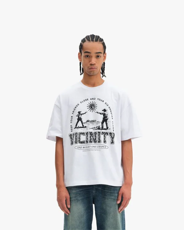 SIX SHOOTER DUEL TEE WHITE - T-Shirts - streetwear Avenue Wear