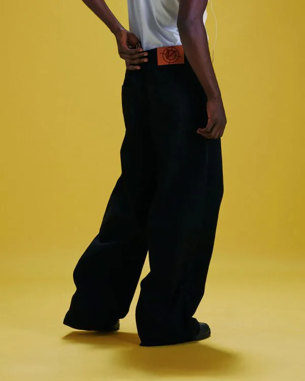 THE BAGGY DENIM PURE BLACK - Pantalons & Jorts - streetwear Avenue Wear