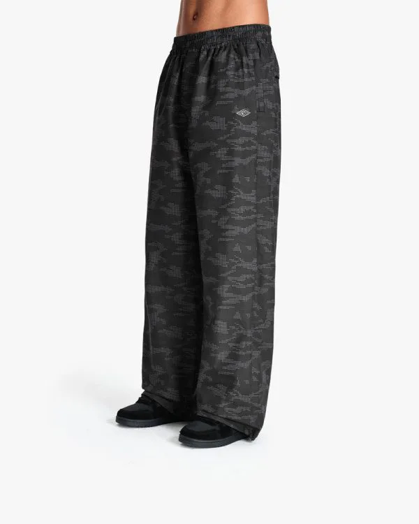 TRACK PANTS DOTTED CAMO BLACK - Pantalons & Jorts - streetwear Avenue Wear