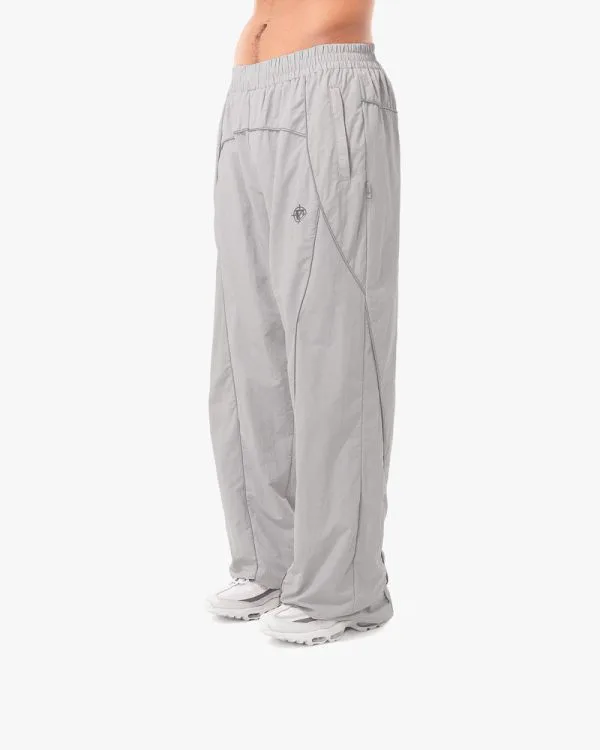 TRACK PANTS GREY - Pantalons & Jorts - streetwear Avenue Wear