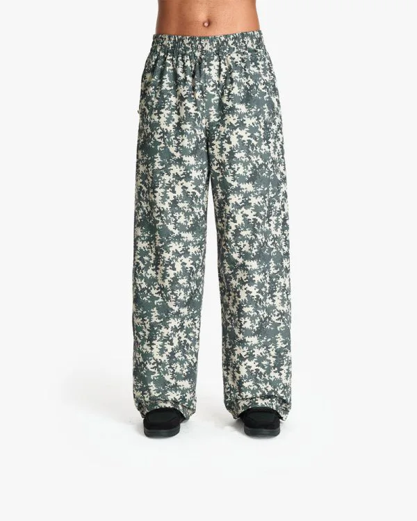 TRACK PANTS PIXEL CAMO - Pantalons & Jorts - streetwear Avenue Wear