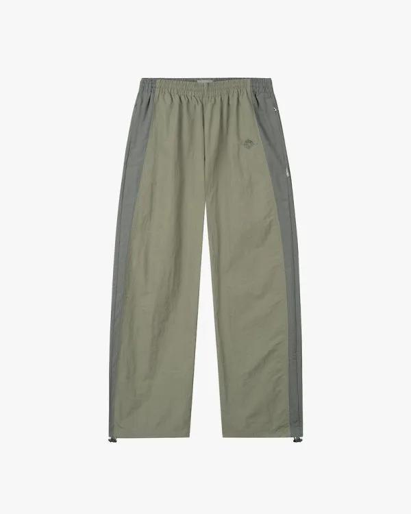 Track pants v3 wasabi - Avenue Wear