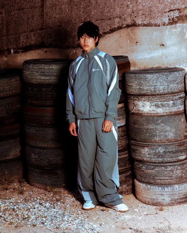 TRACK PANTS V4 GREY - Pantalons & Jorts - streetwear Avenue Wear