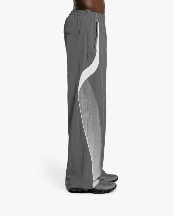 TRACK PANTS V4 GREY - Pantalons & Jorts - streetwear Avenue Wear
