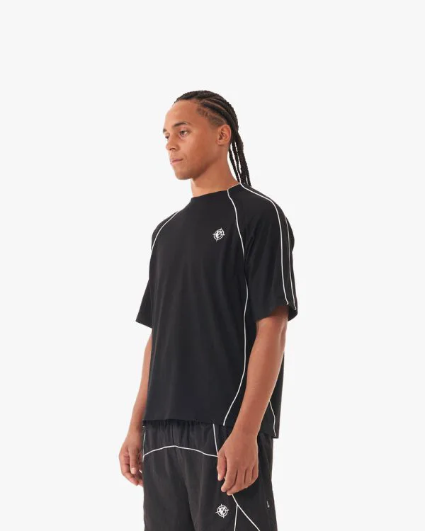 TRACK TEE BLACK - T-Shirts - streetwear Avenue Wear