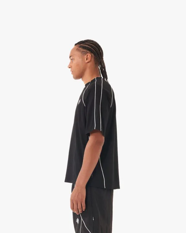 TRACK TEE BLACK - T-Shirts - streetwear Avenue Wear