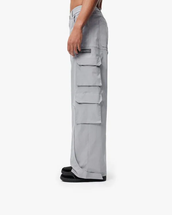 TRAIL CARGO GREY - Pantalons & Jorts - streetwear Avenue Wear