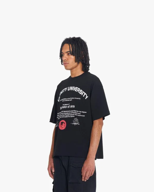 UNIVERSITY TEE BLACK - T-Shirts - streetwear Avenue Wear