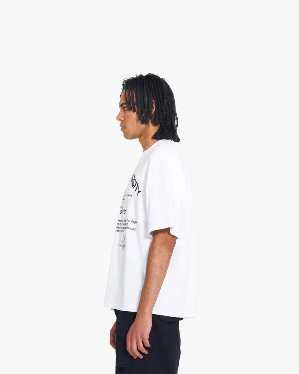 UNIVERSITY TEE WHITE - T-Shirts - streetwear Avenue Wear