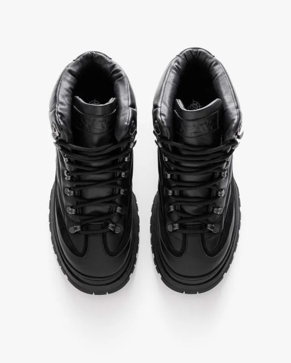VENTURE HI "TRIPLE BLACK" - Sneakers & Slides - streetwear Avenue Wear