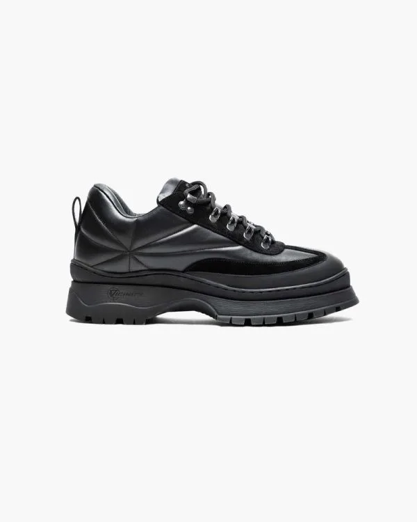 Venture lows triple black - Avenue Wear