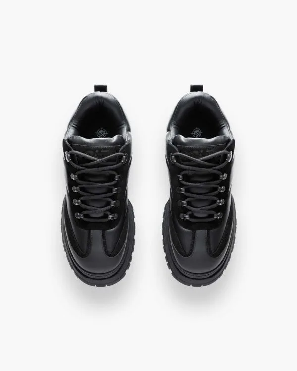 VENTURE LOWS "TRIPLE BLACK" - Sneakers & Slides - streetwear Avenue Wear